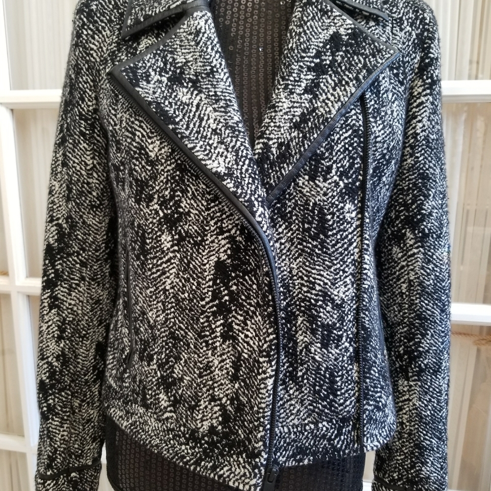 Classiques Entier Animal Jacquard Crop Jacket - Picture 4 of 11